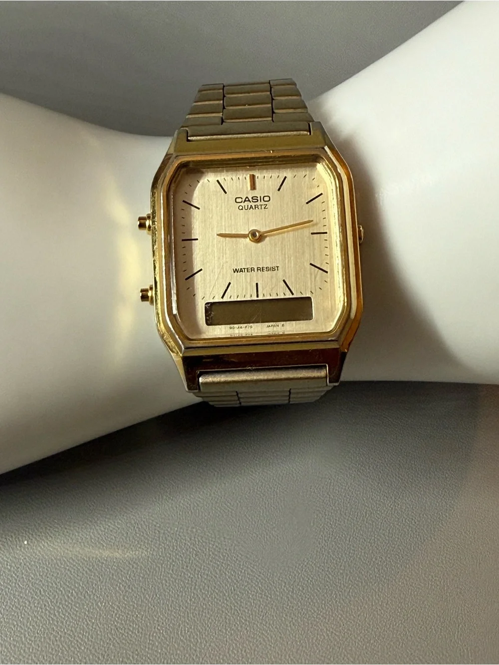 Casio Vintage AQ-230GA-9D Analog Digital Gold Tone Quartz Watch